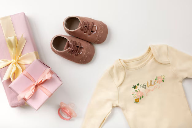 How to Pick the Right Baby Outfit for Each Season