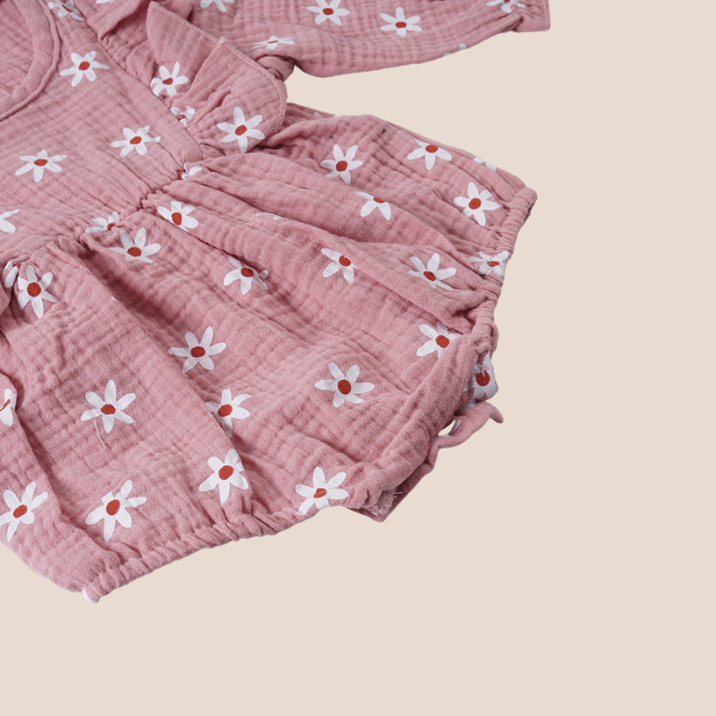 Baby girl muslin romper and headband set – pink daisy design