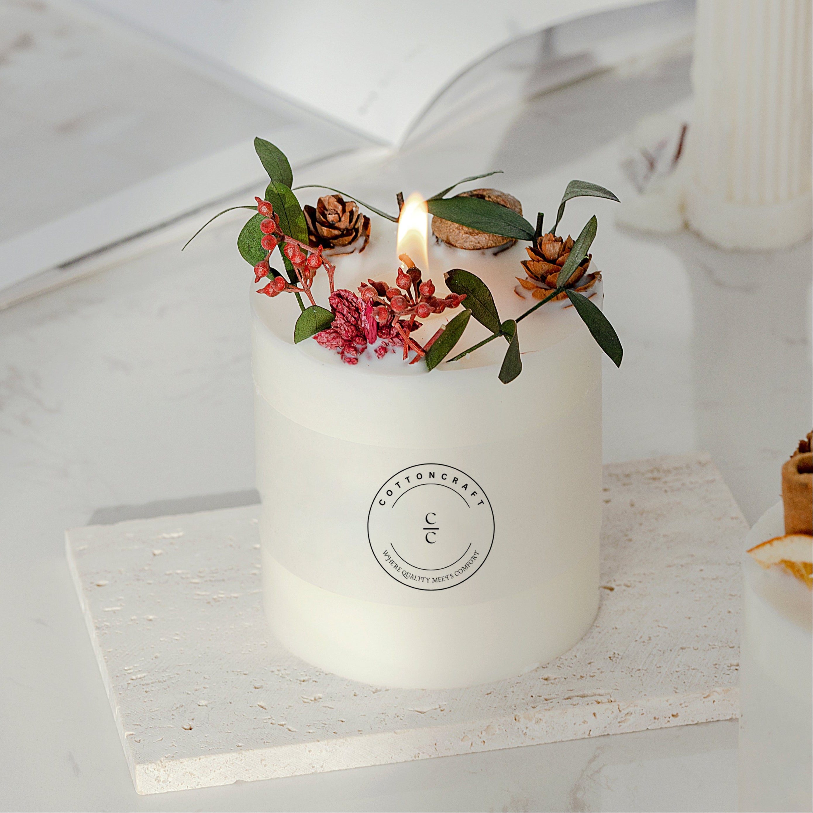 Luxury Soy Wax Aromatherapy Candle – Natural Floral & Fruity Scents