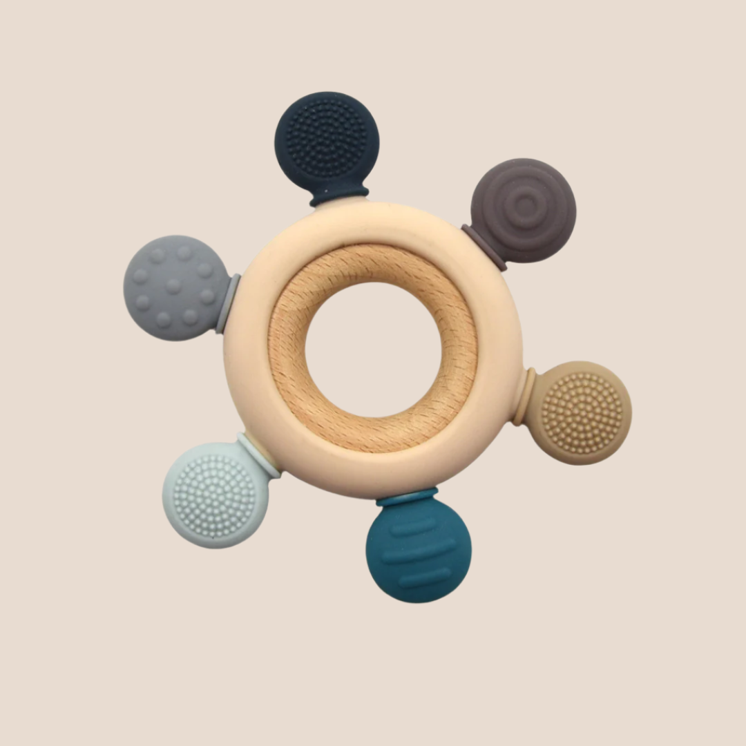Natural beech and silicone baby teether