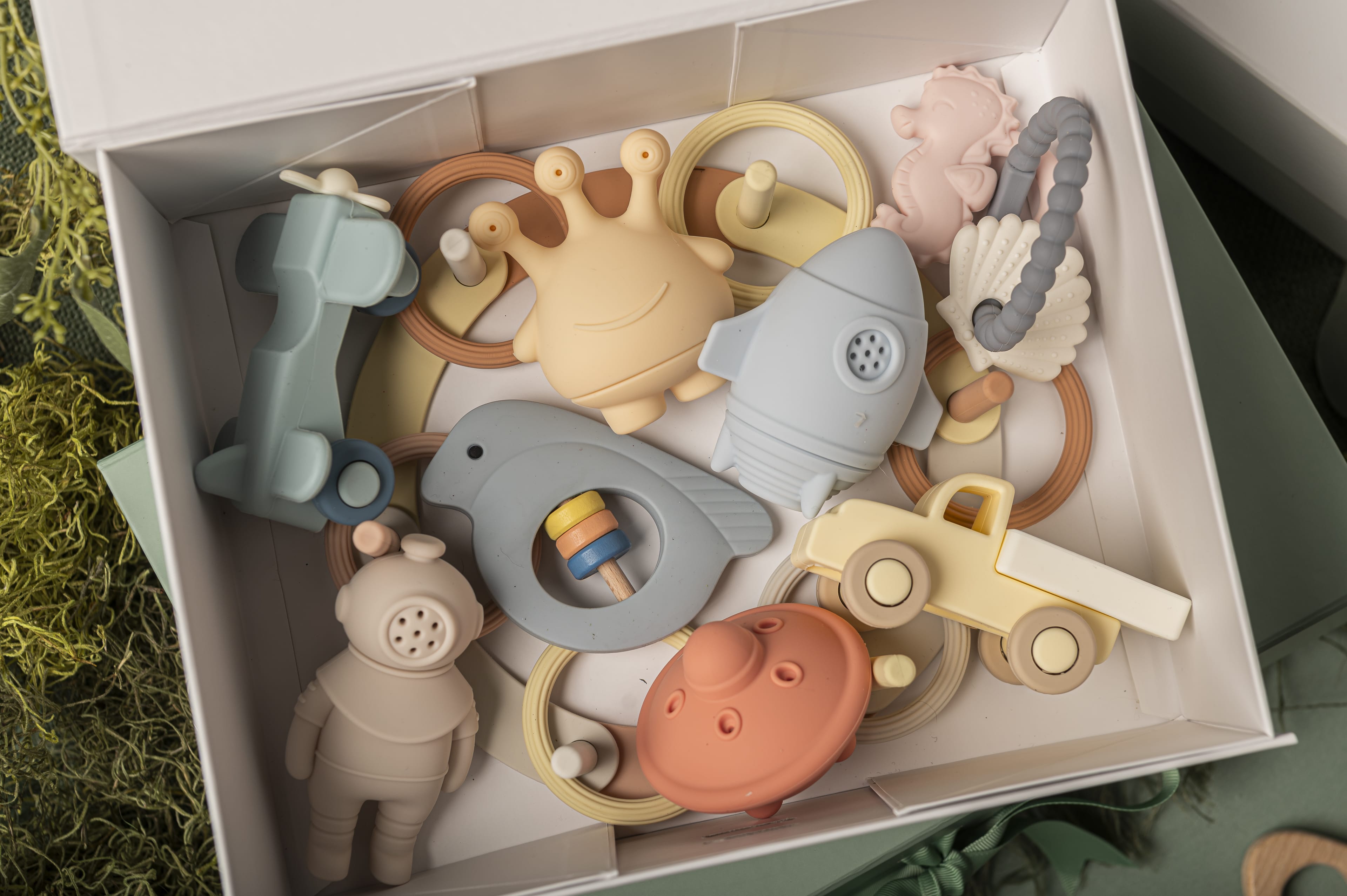 Cotton Craft Bath Toys Space Adventure Baby Bath Toy Set Personalized and custom baby gifts