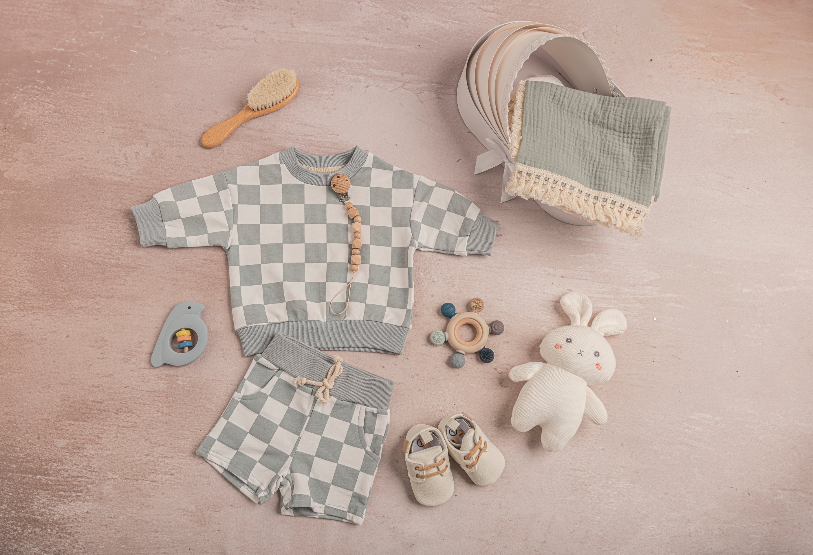 BUILD YOUR OWN GIFT BOX