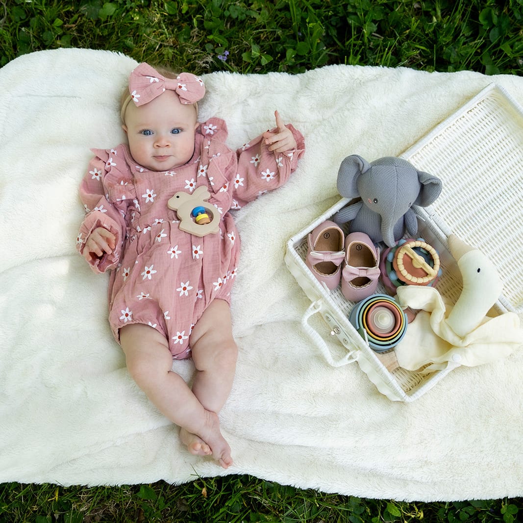 Cotton Craft baby apparel Muslin Baby Girl Romper with Matching Headband – Pink Daisy | 3–6 Months Personalized and custom baby gifts