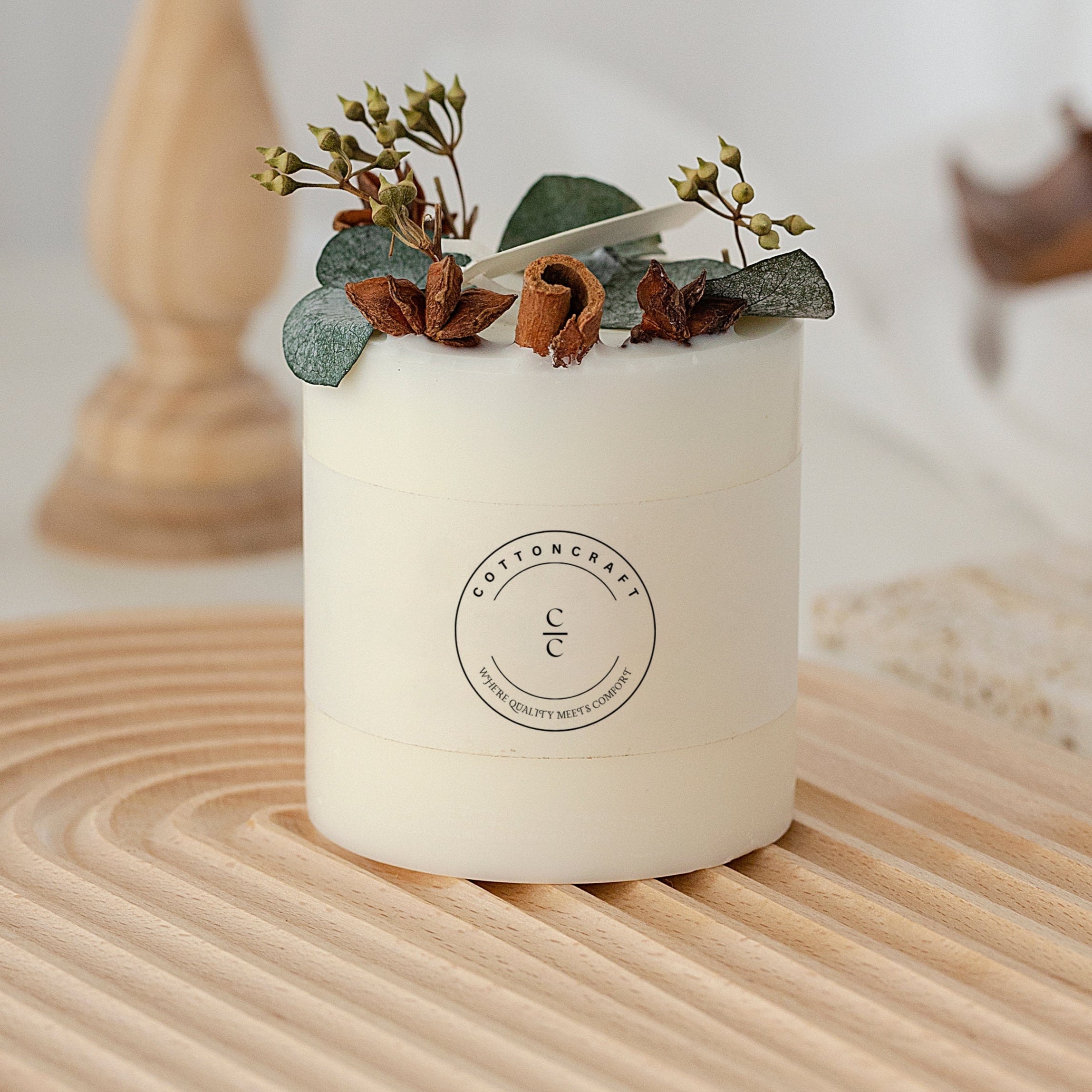 Luxury Soy Wax Aromatherapy Candle – Natural Floral & Fruity Scents