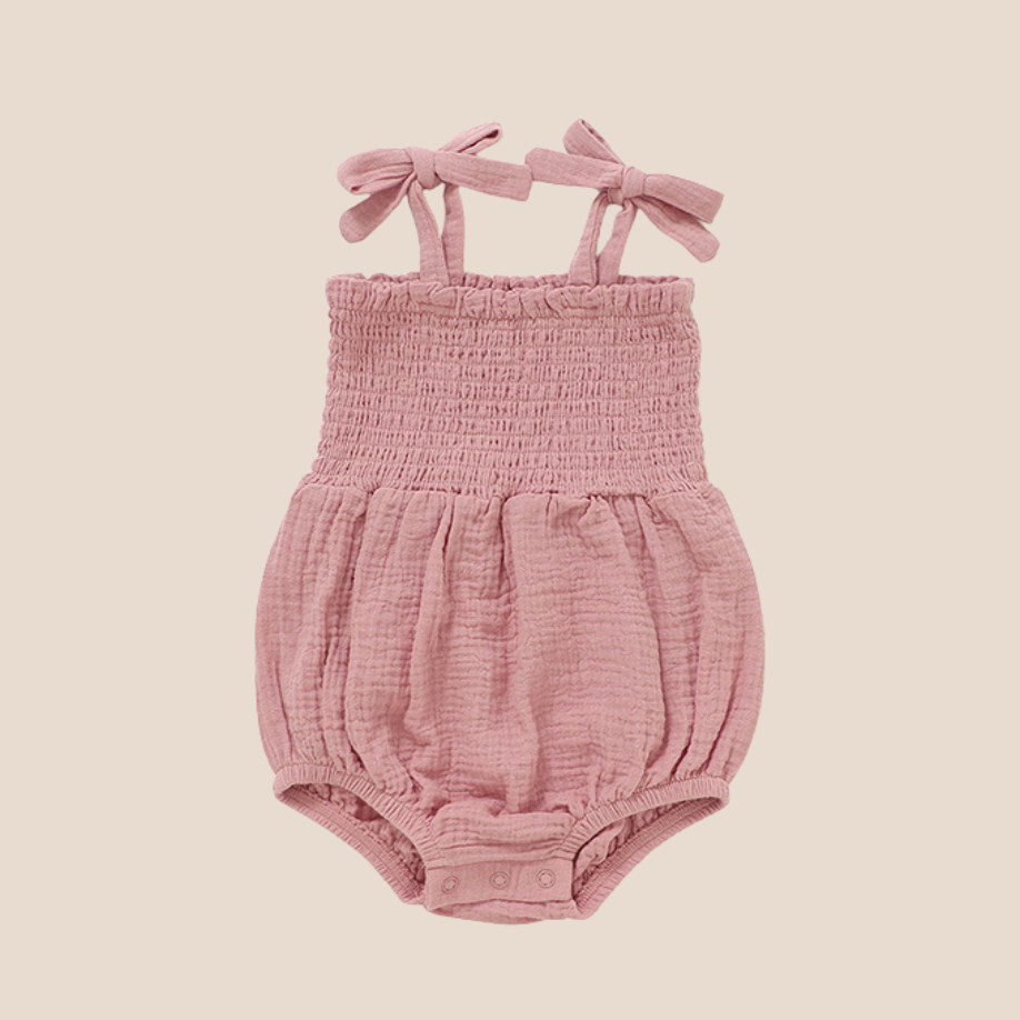 Organic Cotton Smocked Baby Romper with Adjustable Tie Straps – 3–6 Months