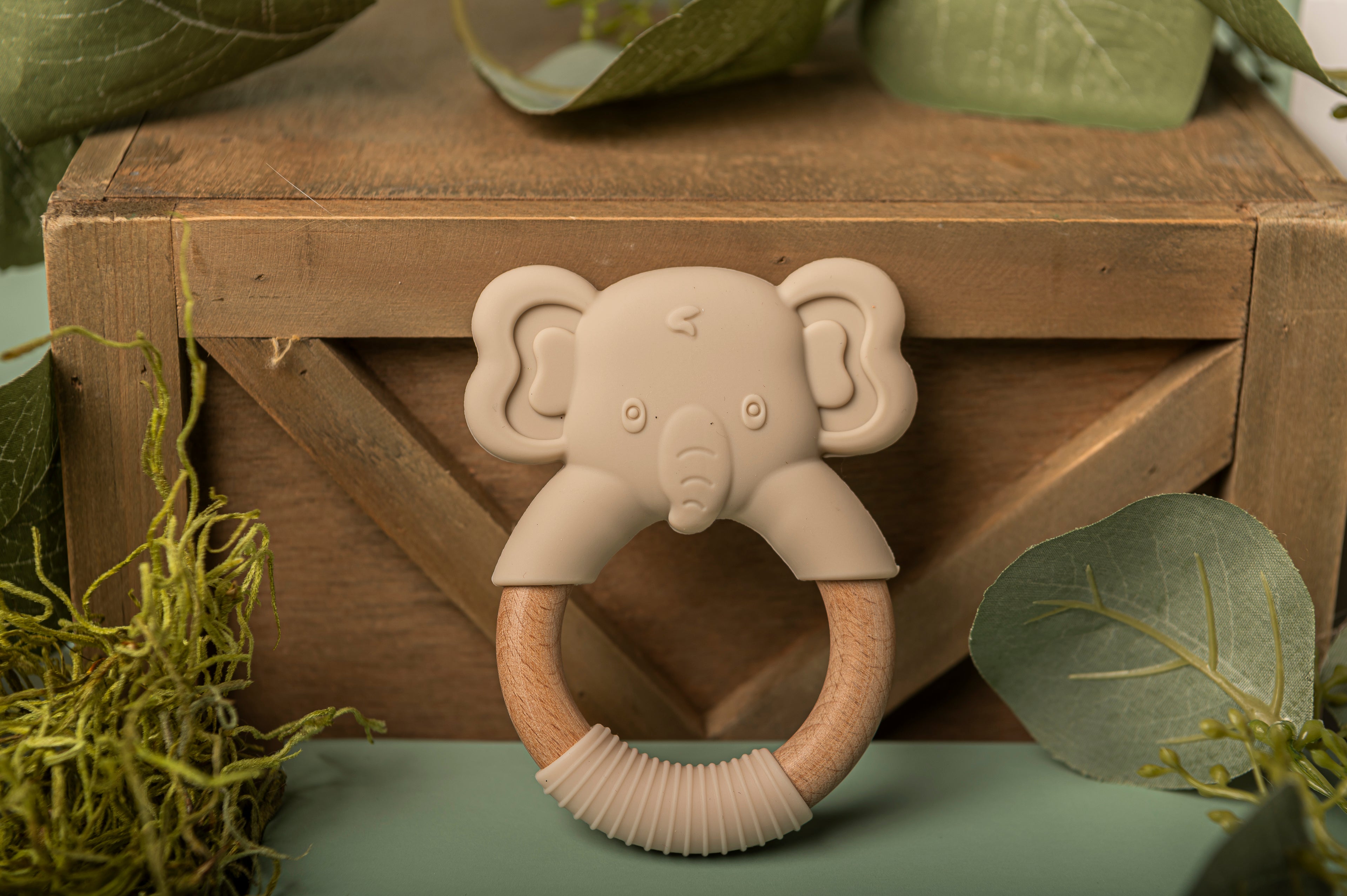 elegant baby shower gift for modern families